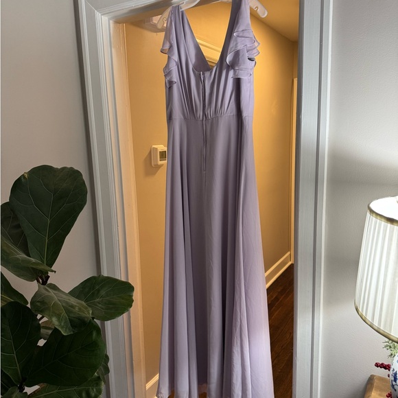 David’s Bridal Dress with Flutter Sleeve Full Skirt, Color Iris - Picture 4 of 4